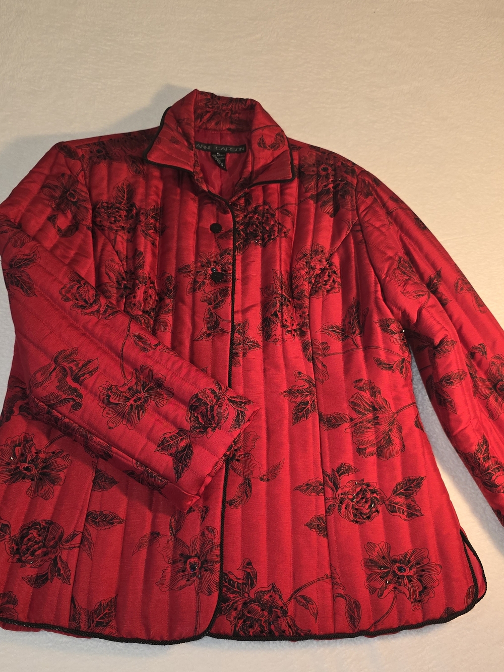 Anne Carson Vintage Red Quilted 100% Silk Jacket Black Floral Rhinestones Sz XL